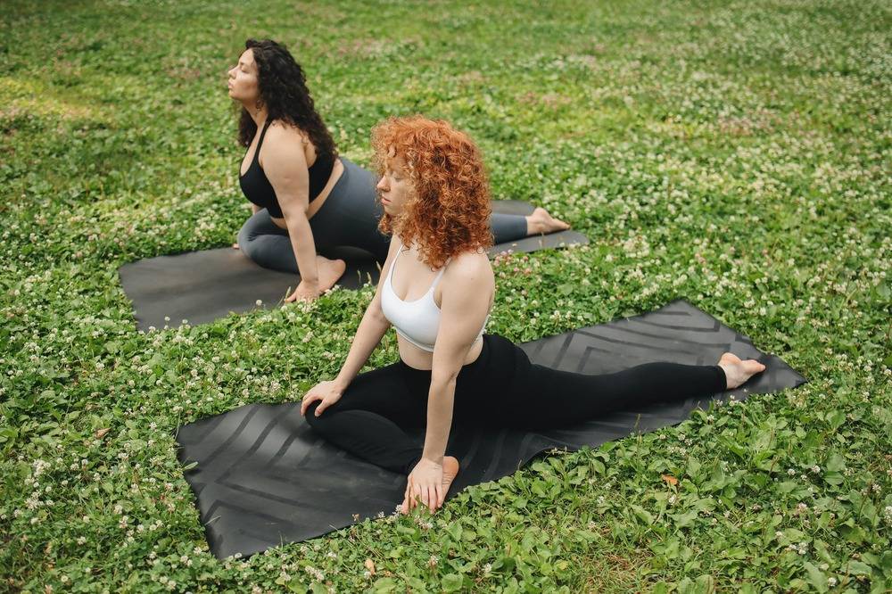 Yoga en présence des chevaux